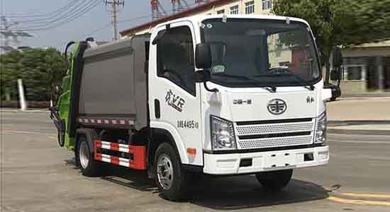 解放壓縮式垃圾車(chē)☆藍(lán)牌