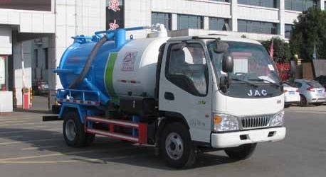 江淮駿鈴吸污車☆前白后藍(lán)