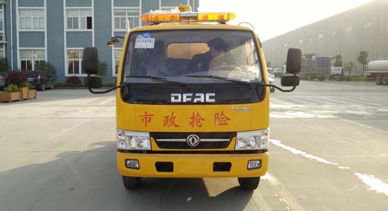 多利卡清洗吸污車(chē)☆工程黃