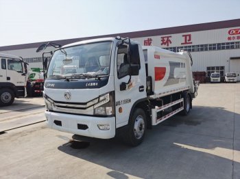 東風(fēng)多利卡（8-9）壓縮式垃圾車