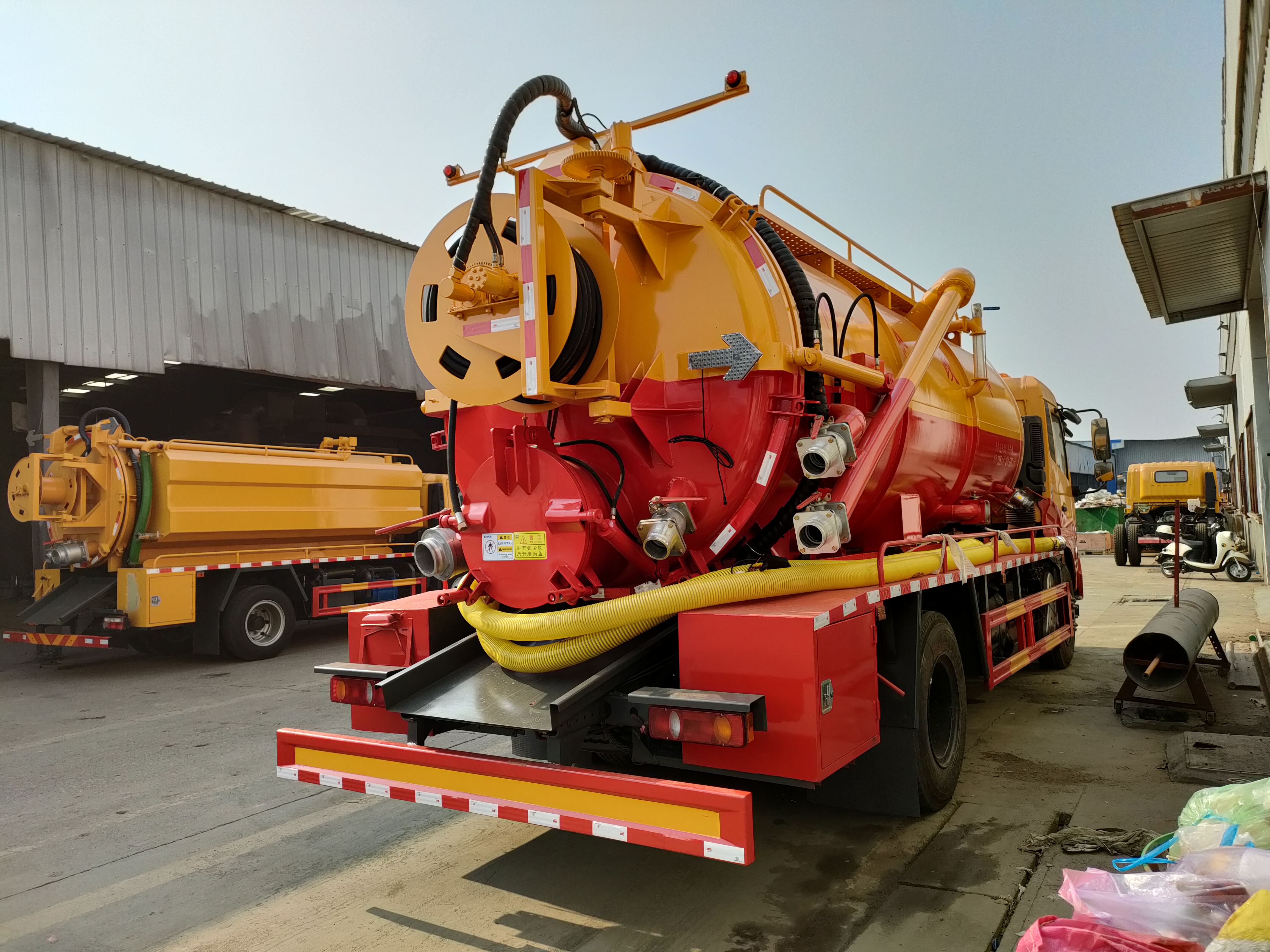 下水道聯(lián)合疏通車☆天錦