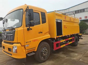 東風(fēng)天錦15方高壓清洗車